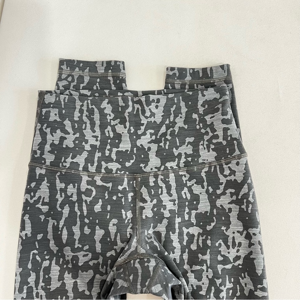 Lululemon Wunder Train High-Rise Tight 25" Heathered Black Asphalt Grey Size 4 - Picture 7 of 10